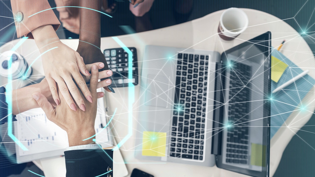 close-up-hands-business-concept2